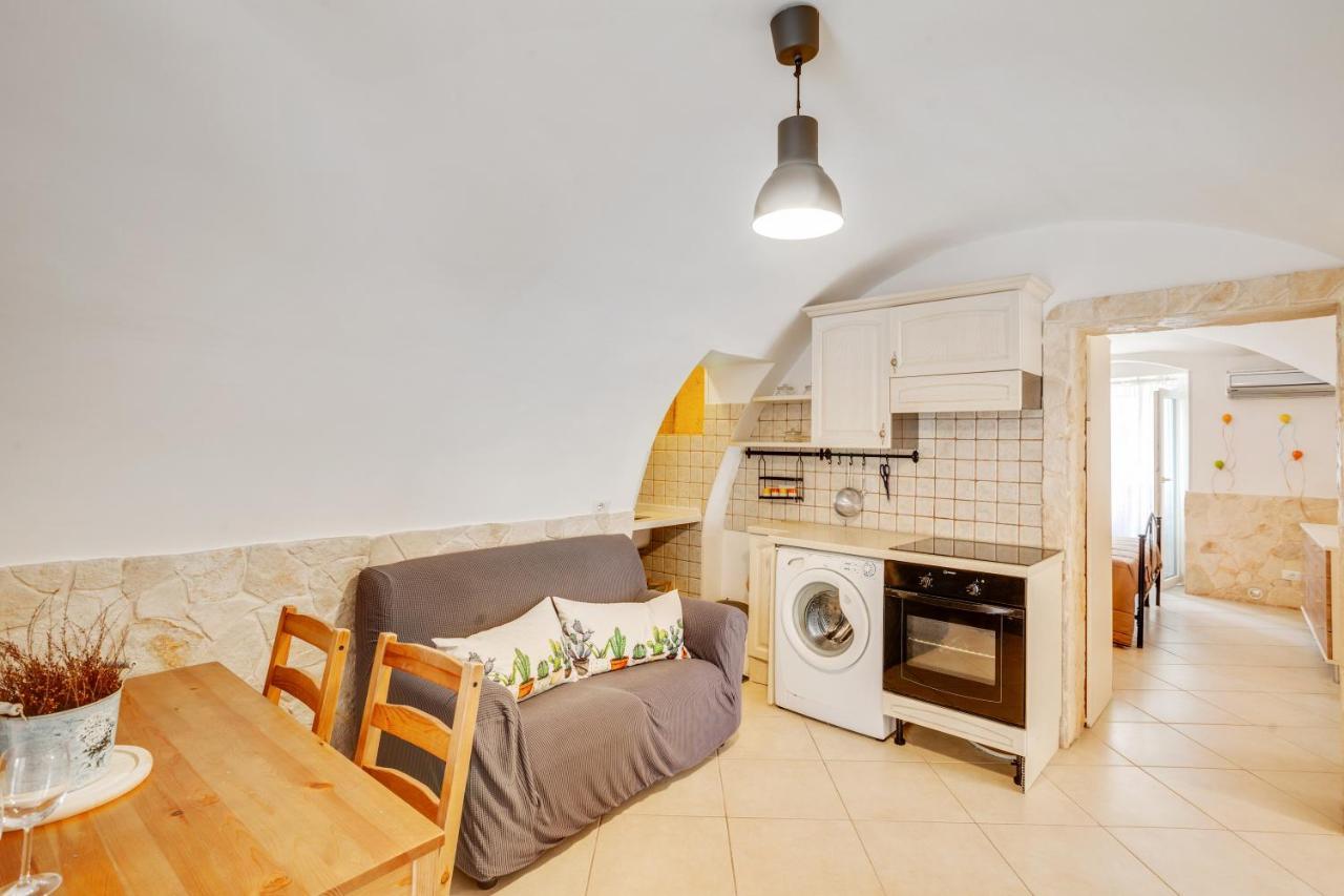 모노폴리 La Chicca Historic Center Beautiful Flat 아파트 외부 사진